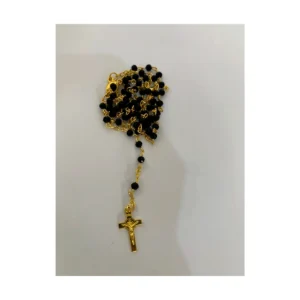Terço com contas pretas facetadas e crucifixo dourado